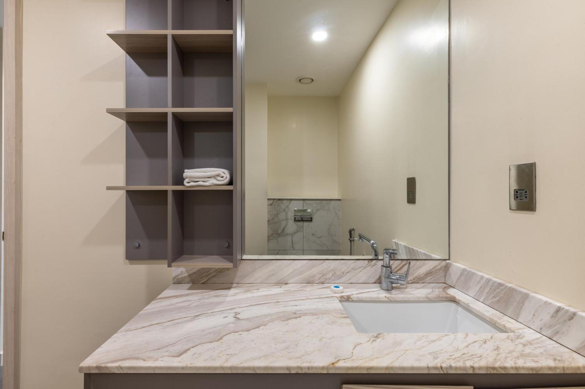Capital M Emerald Line By Yourhost, Nairobi Luaran gambar